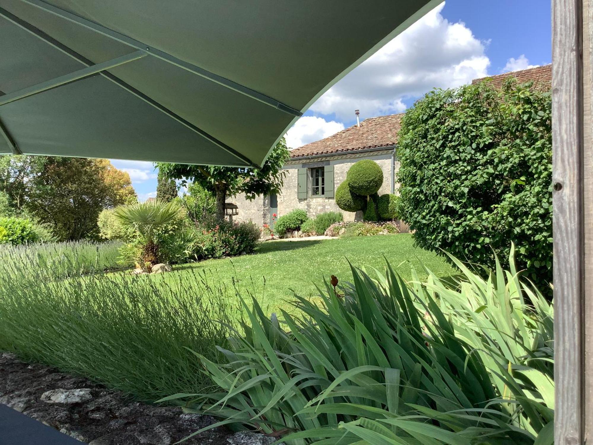 Bardou La Ferme Buissonniere Bed & Breakfast エクステリア 写真